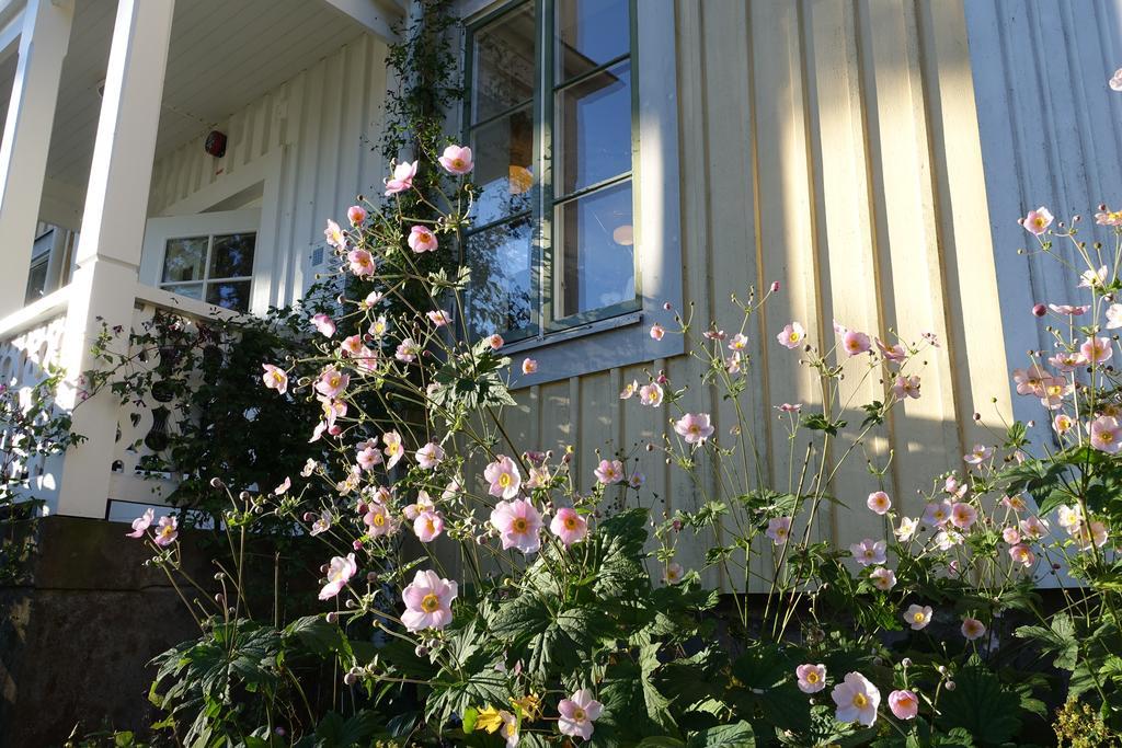 Vaexjoe Hostel Evedal Exterior photo